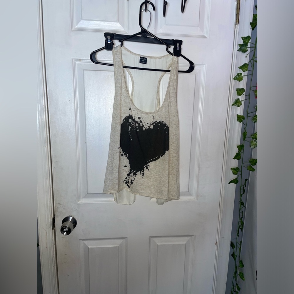 Stranded Heart Tank Top - Picture 3 of 8